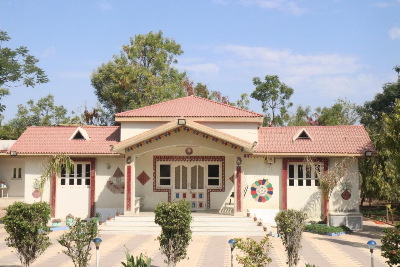 Shyam Home Stay Bhuj Exterior foto