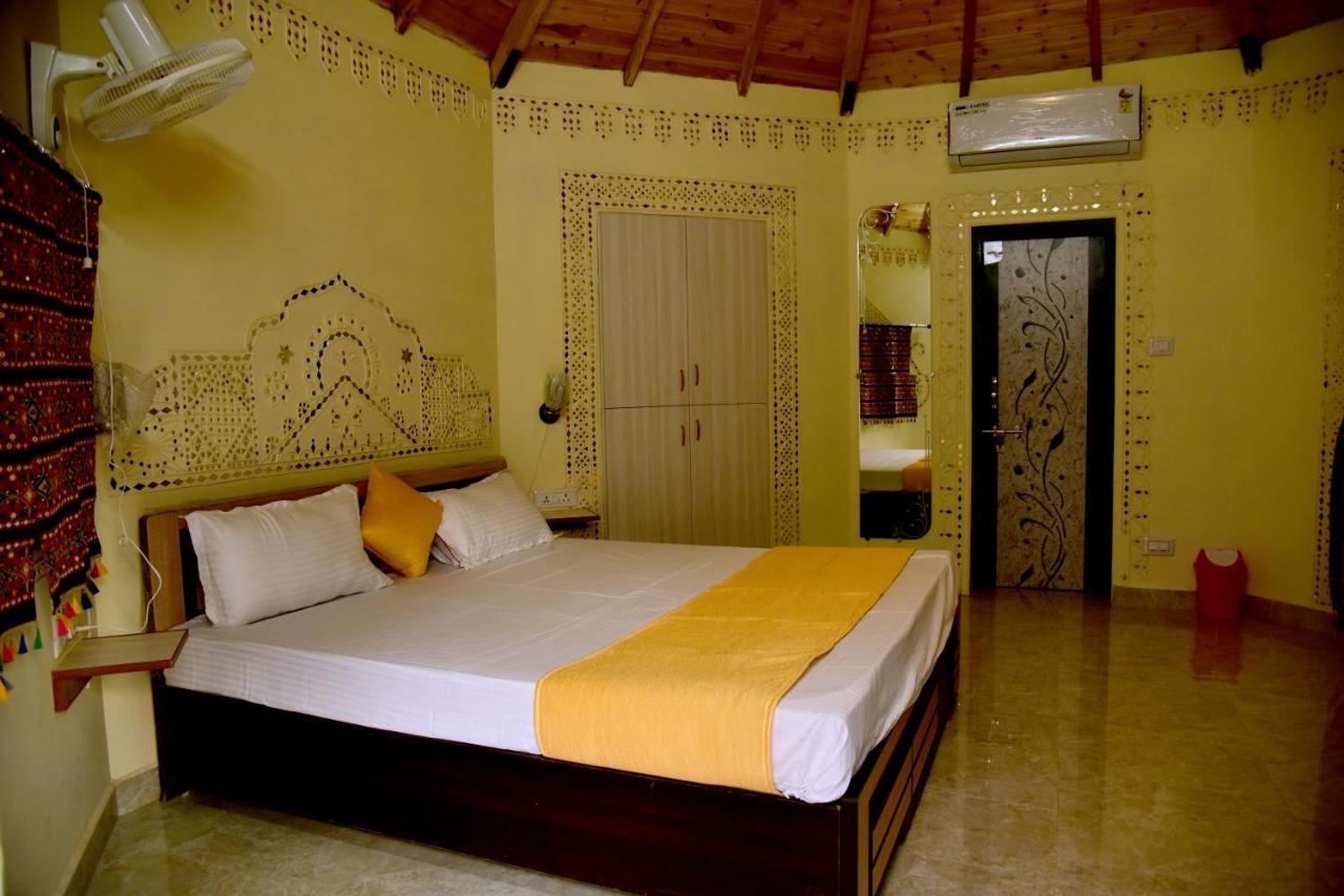 Shyam Home Stay Bhuj Exterior foto