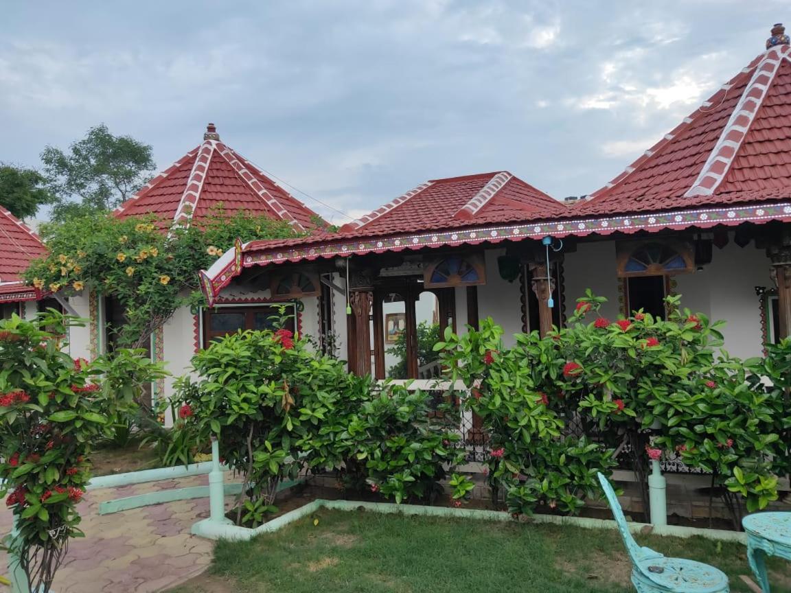 Shyam Home Stay Bhuj Exterior foto