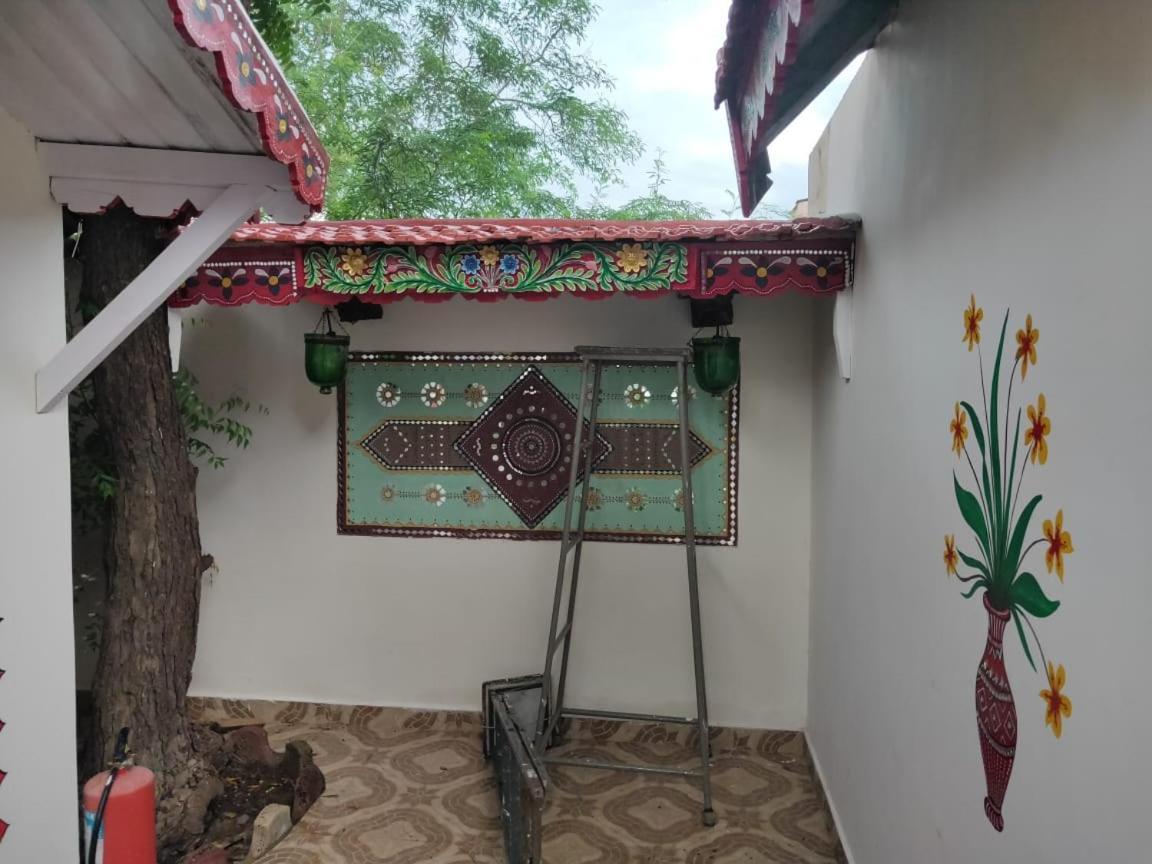 Shyam Home Stay Bhuj Exterior foto