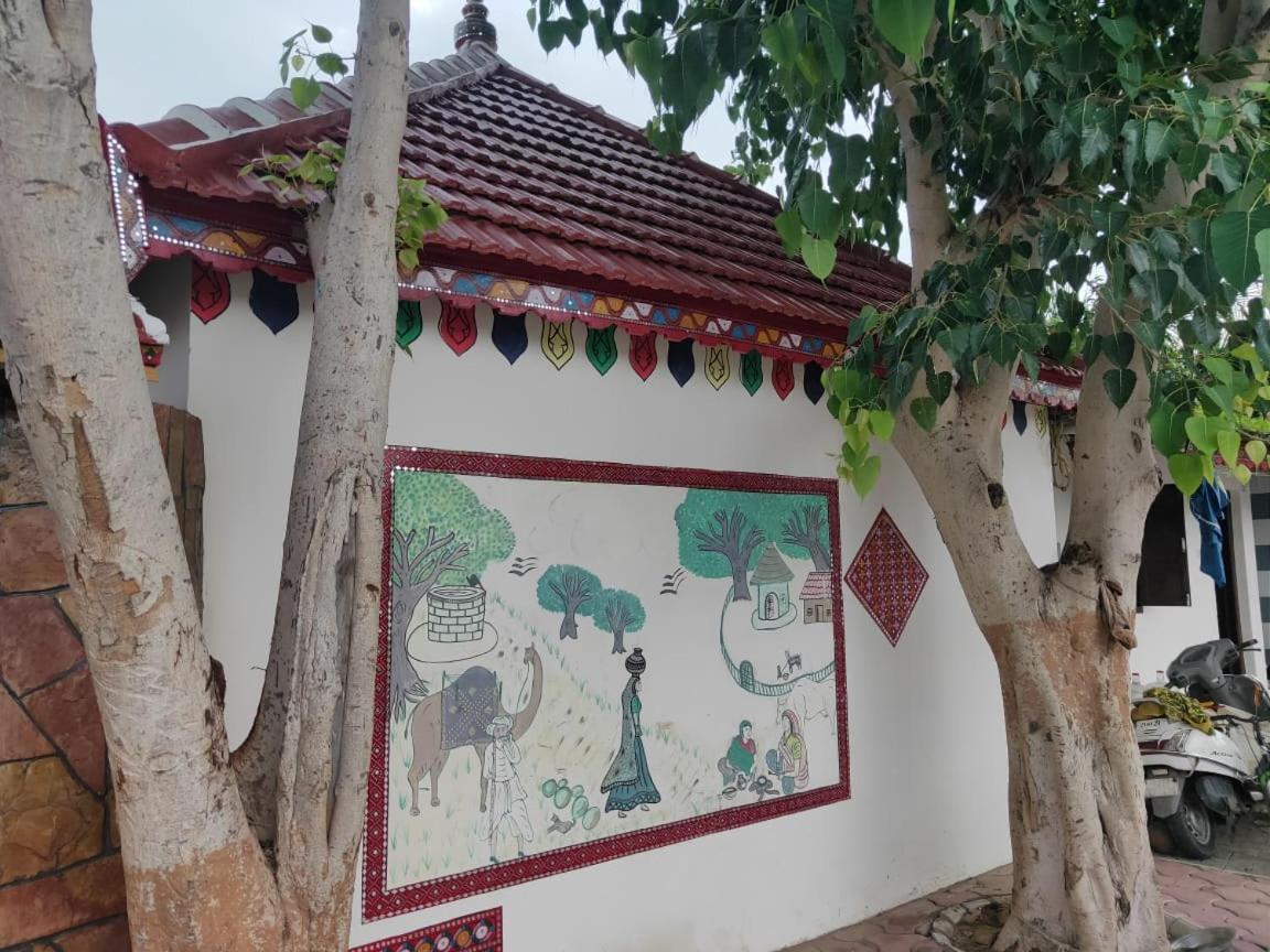 Shyam Home Stay Bhuj Exterior foto