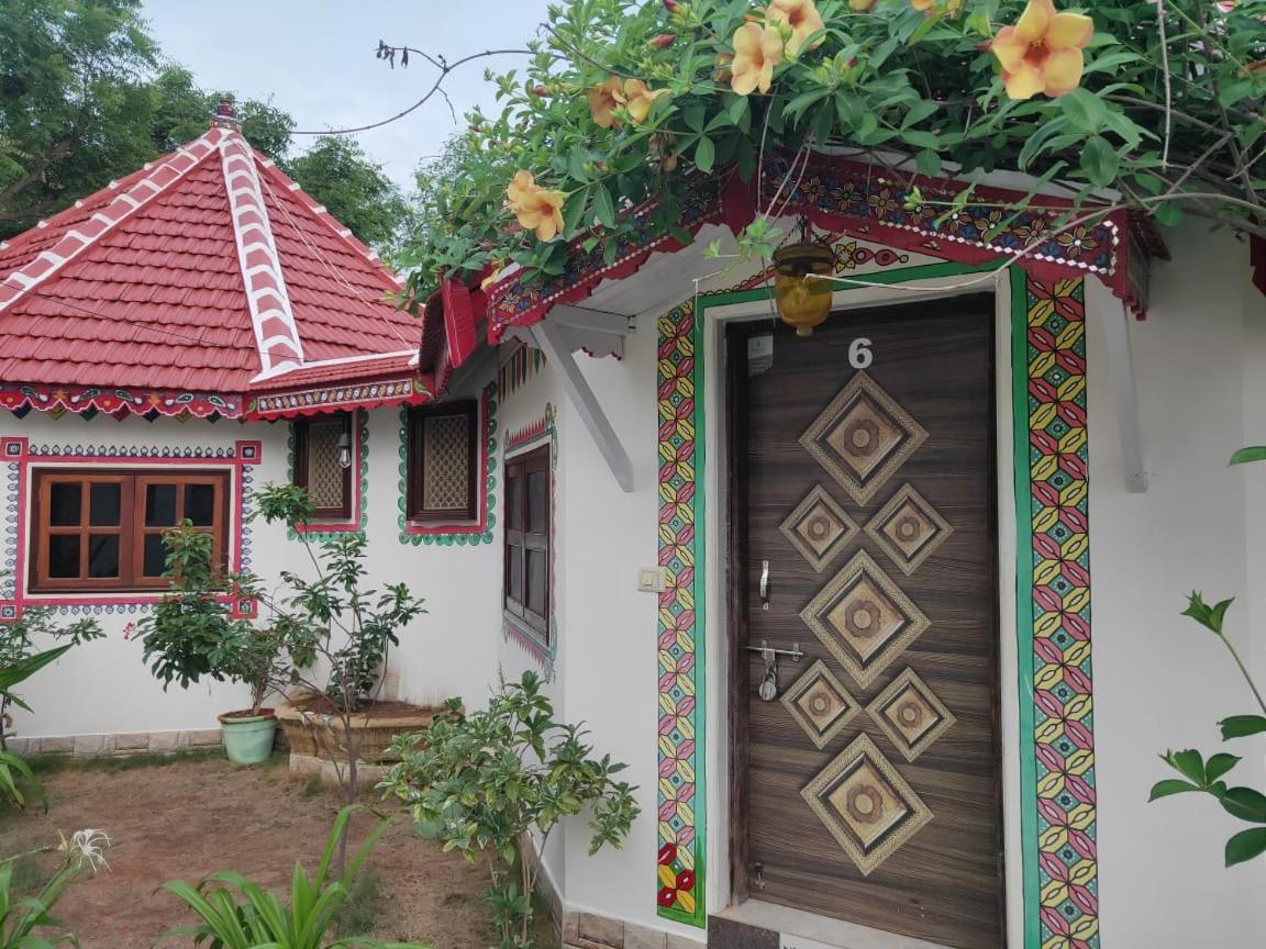 Shyam Home Stay Bhuj Exterior foto