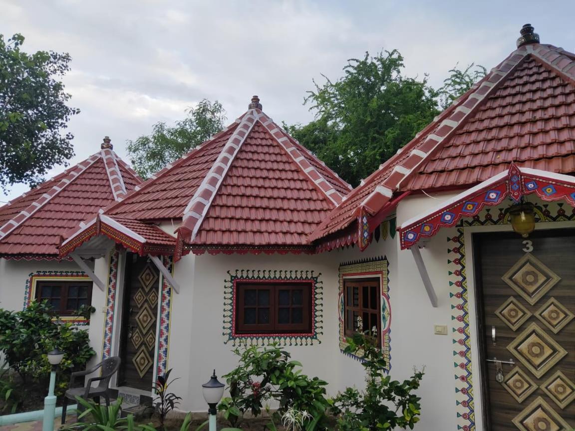 Shyam Home Stay Bhuj Exterior foto